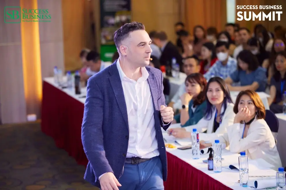 Theo Tiến sĩ Sebastien Leblond, 5 đám mây chính là rào cản, ngăn cản mỗi người trở thành phiên bản tốt nhất của chính mình.